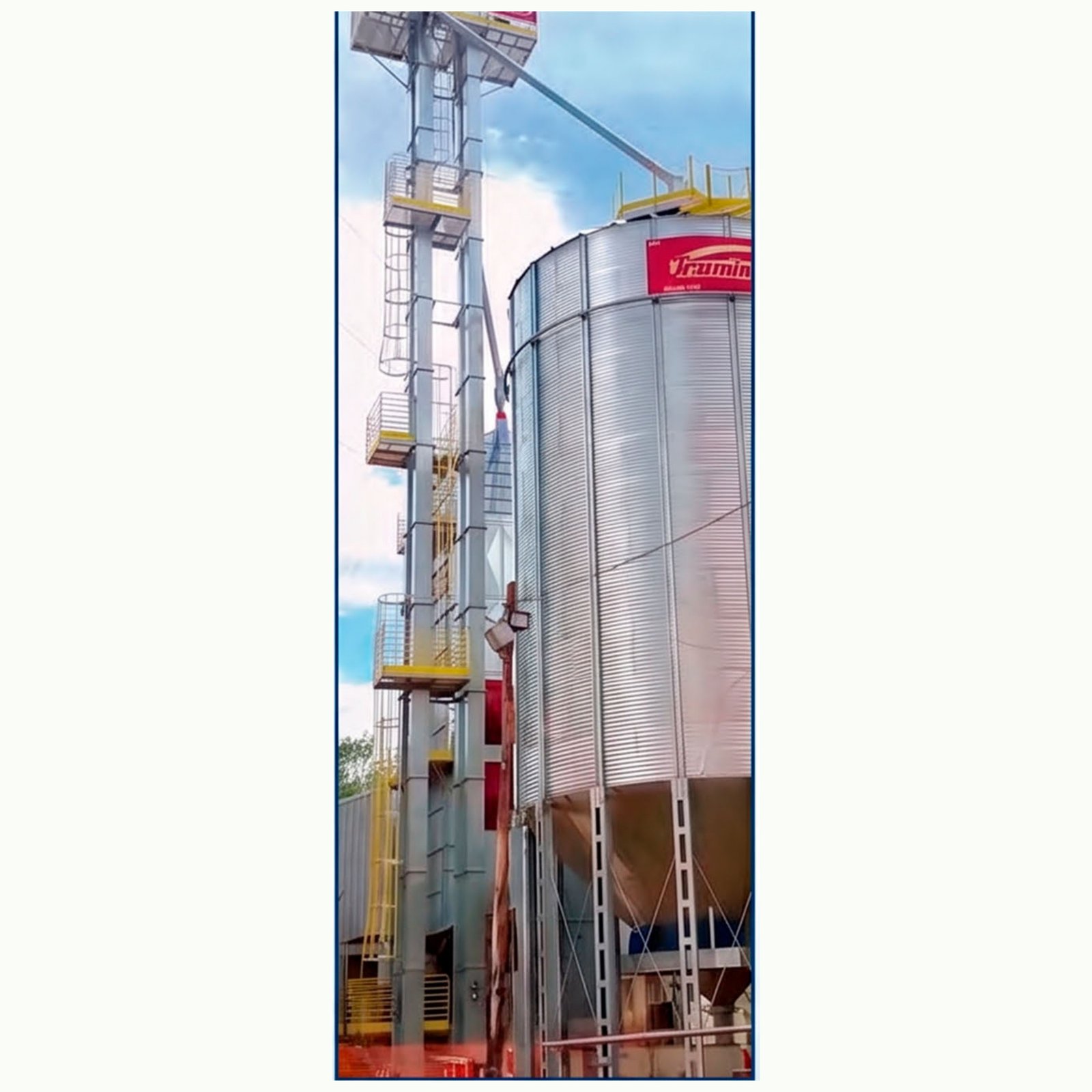Elevador em silo metálico